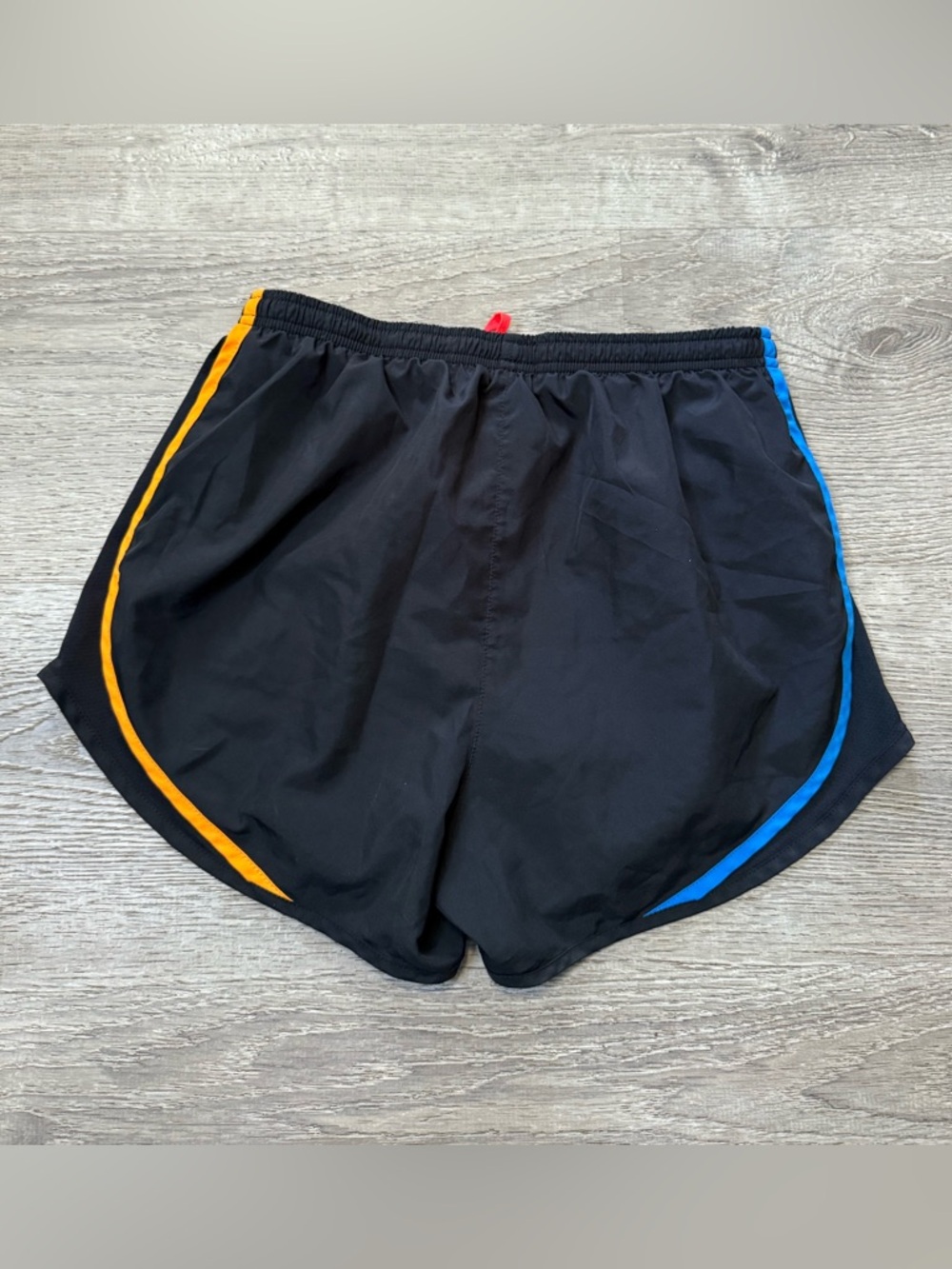 •NIKE• RUNNING SHORTS - Picture 6 of 6